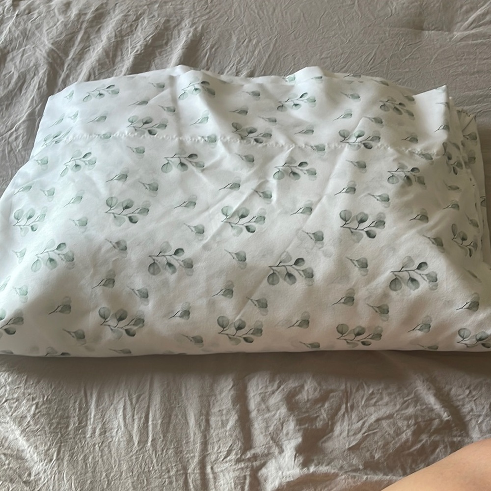 King sized sheet set